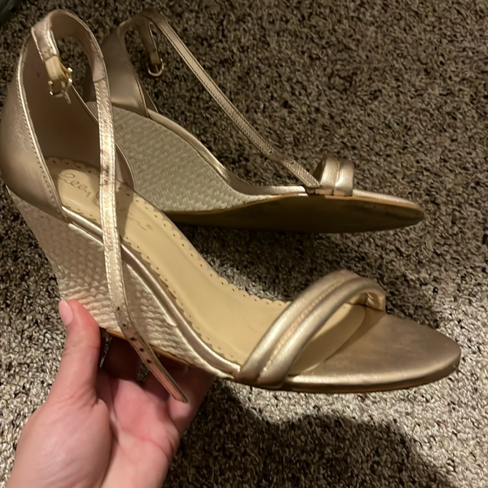 Size 8 Lilly Pulitzer gold wedges